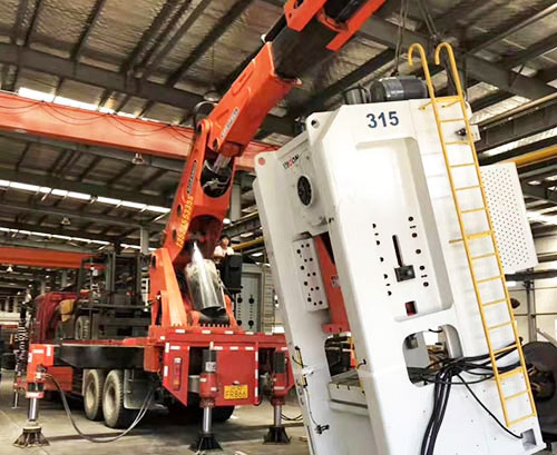 兰考提升工作效率，选择优质折臂吊租赁服务