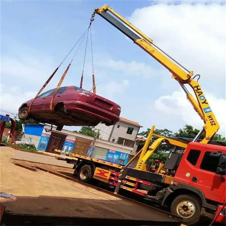 兰考吊车救援小汽车怎么吊